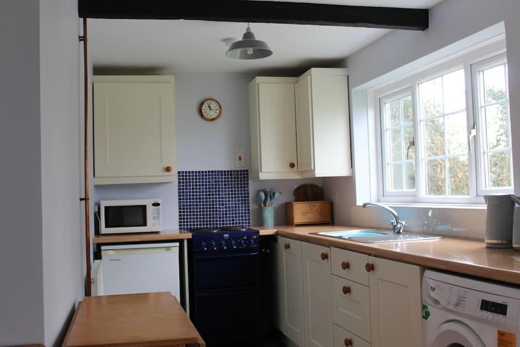 Cozy Country Cottage With Beautiful Rural Views Newquay  Luaran gambar